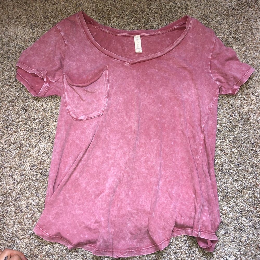 Distressed V neck pocket T Altard state